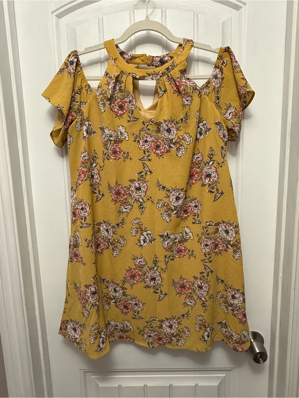 Lily Rose Women's Yellow Floral Cold Shoulder Summer Mini Dress Size Medium (H-1